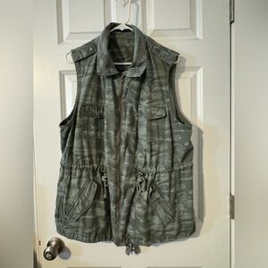Maurices Women's Gray Vest